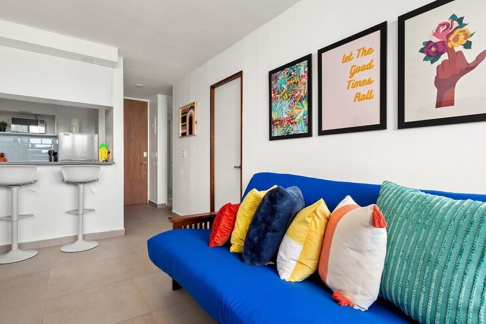 Puerto Rico Condado Beachfront w Pool Rental Otium Rentals - Property Image 5