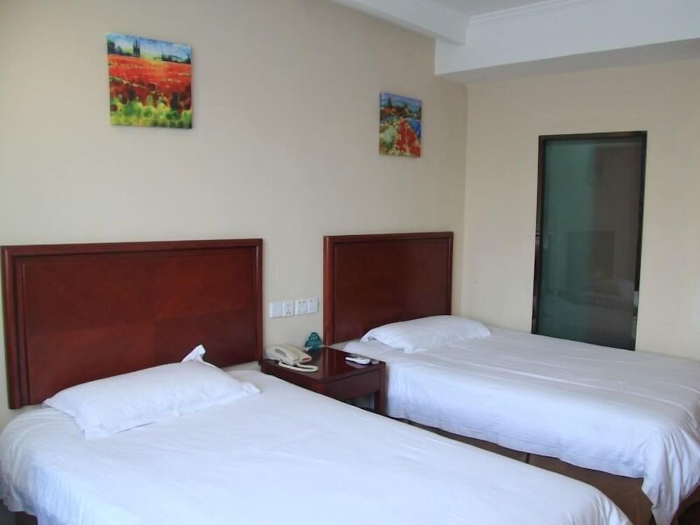 GreenTree Inn HeFei South High-Speed Railway Station BaoHe Avenue Baohe District Government Hotel