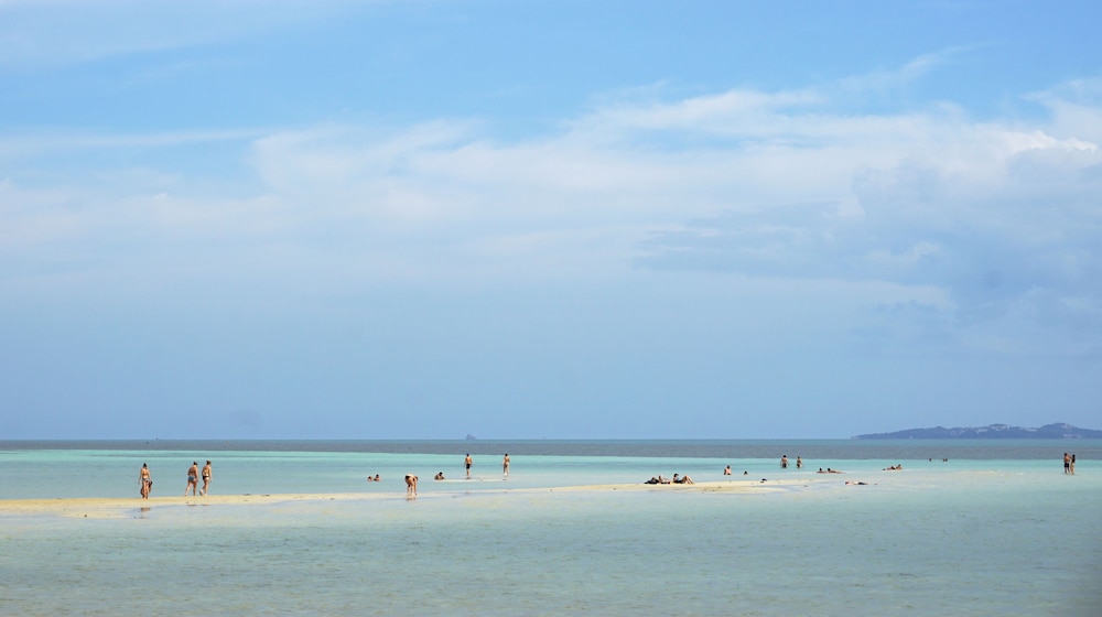 The Beach Village - Hostel