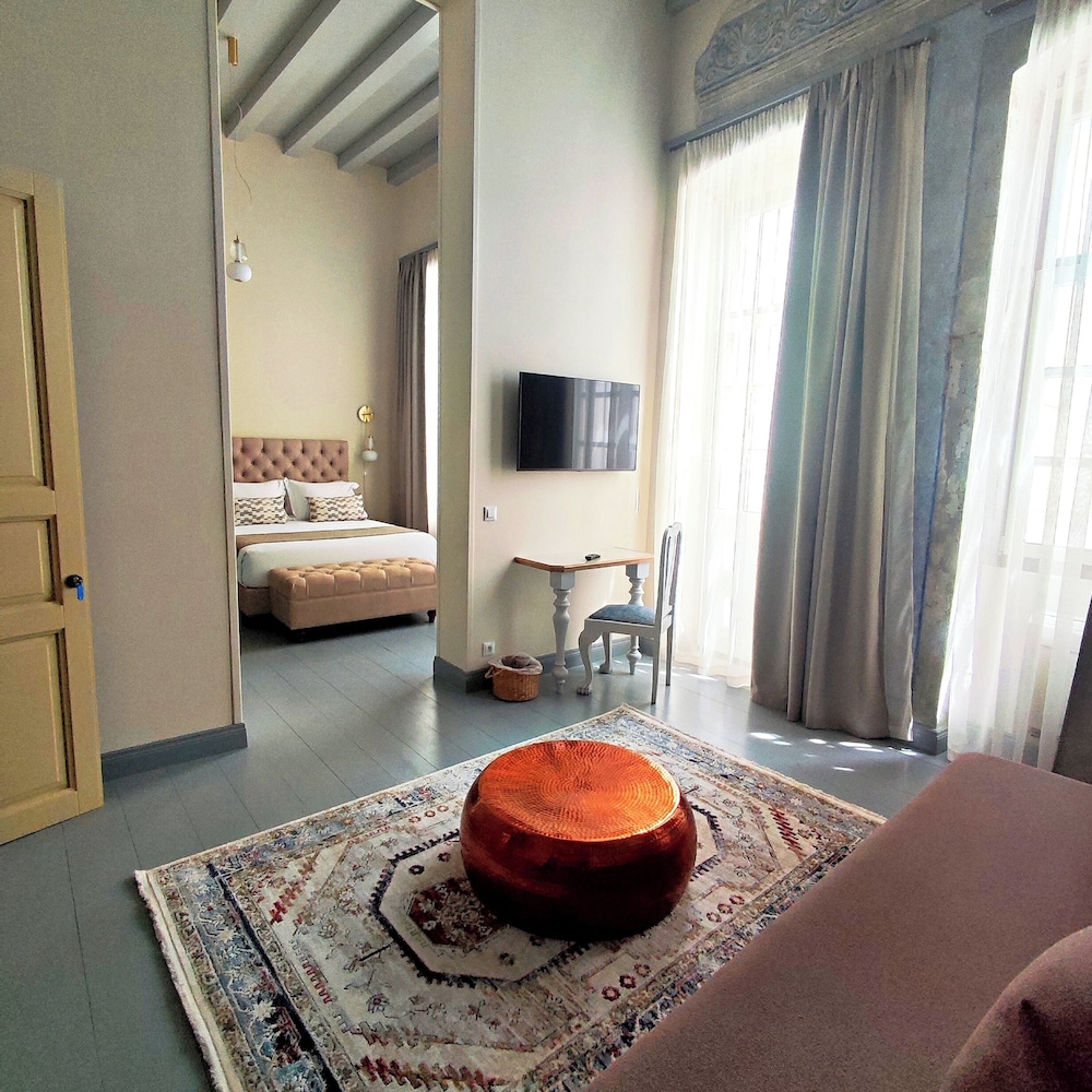Alma Syros