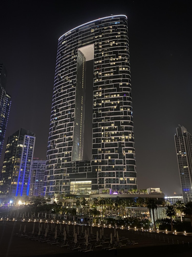 Luxury Sea View 3BR Maid Apt at the Address JBR