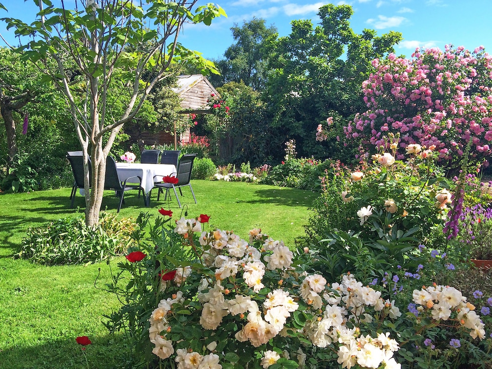 The Racecourse Inn