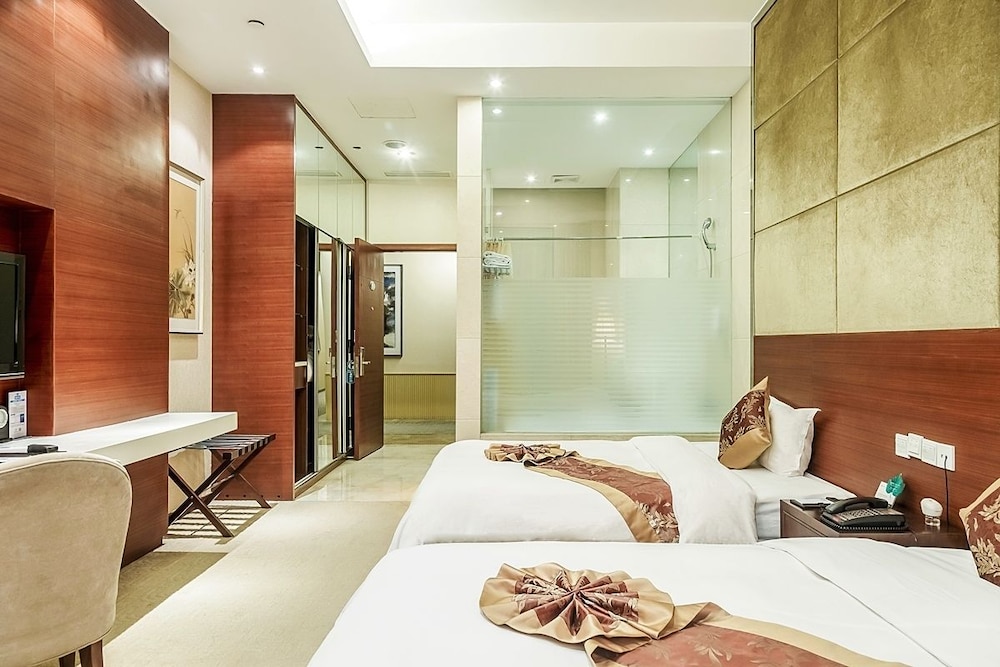 Phoenix Hotspring Resort, photo 14