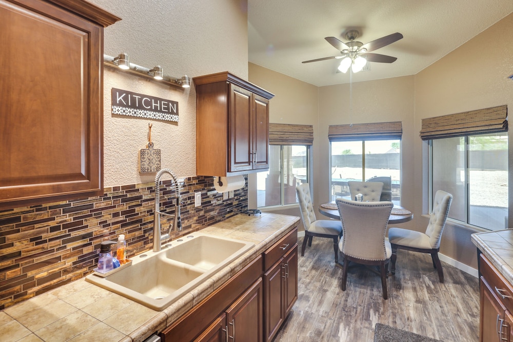 Bullhead City Oasis w/ Fire Pit + Mtn View! view 5