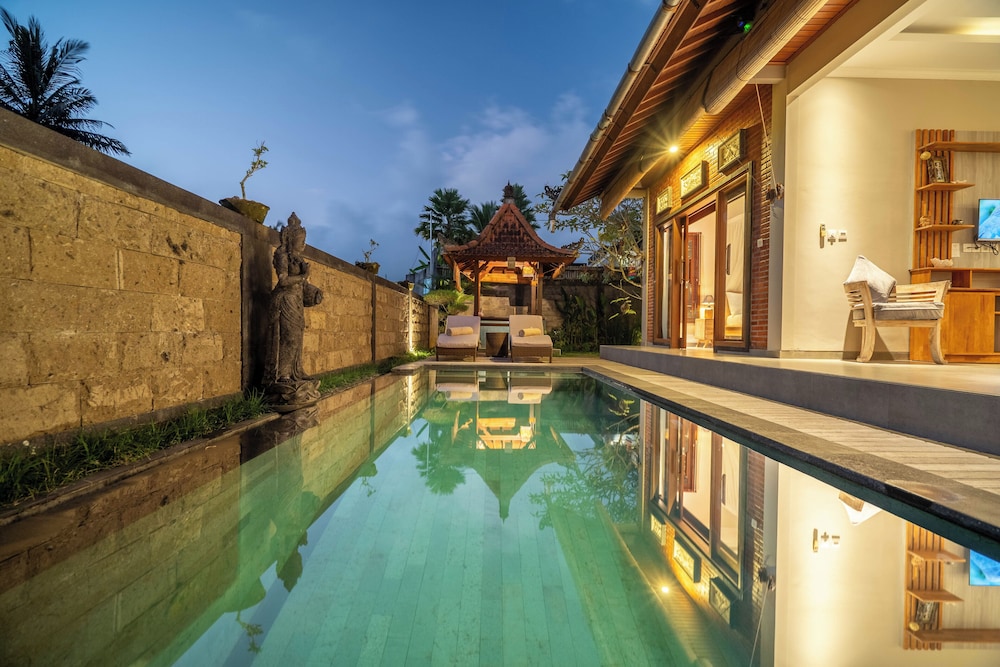 Alisa Private Villa