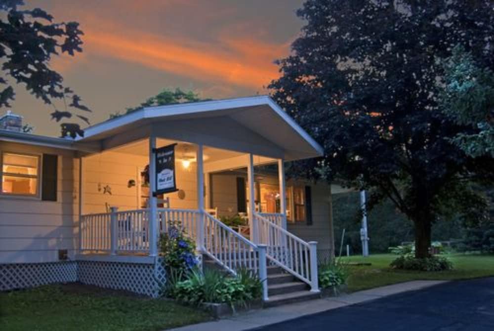 Oak Hill Bed & Breakfast