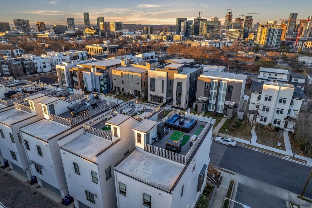 Nashview- Heart of Gulch - 360º Views of Downtown!