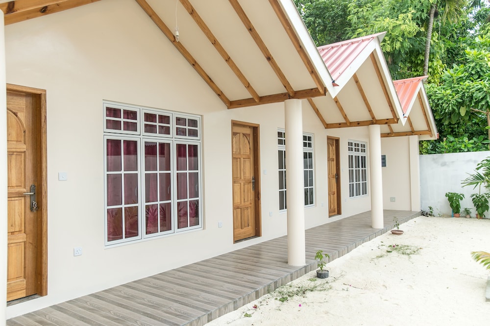 Thoddoo Retreat
