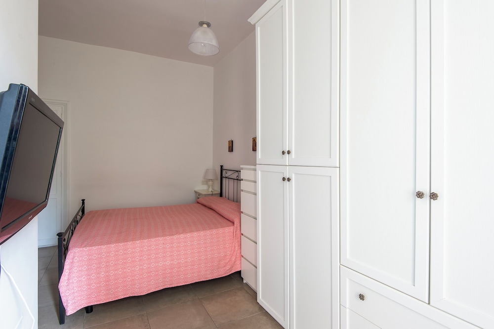 Cosy Vatican Apartment