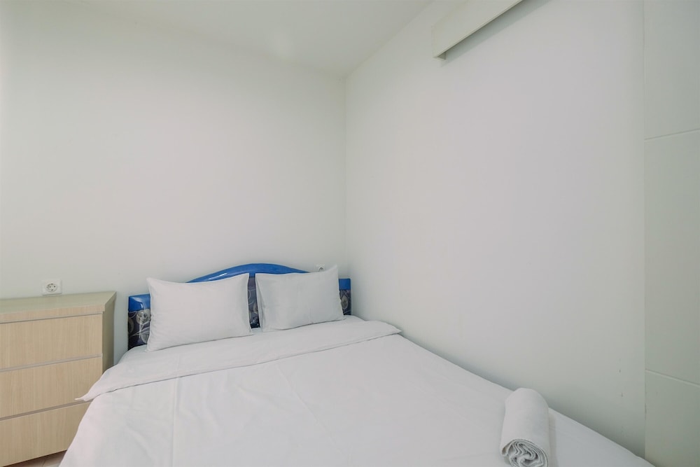 Homey 2BR at Sentul Tower Apartment