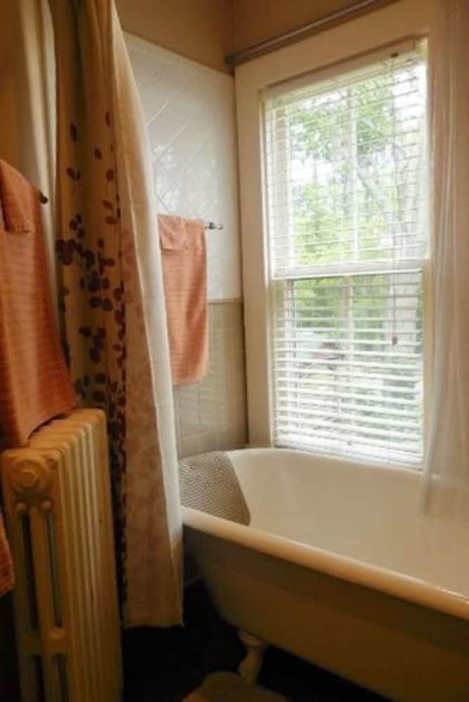 The Boxley Place Inn
