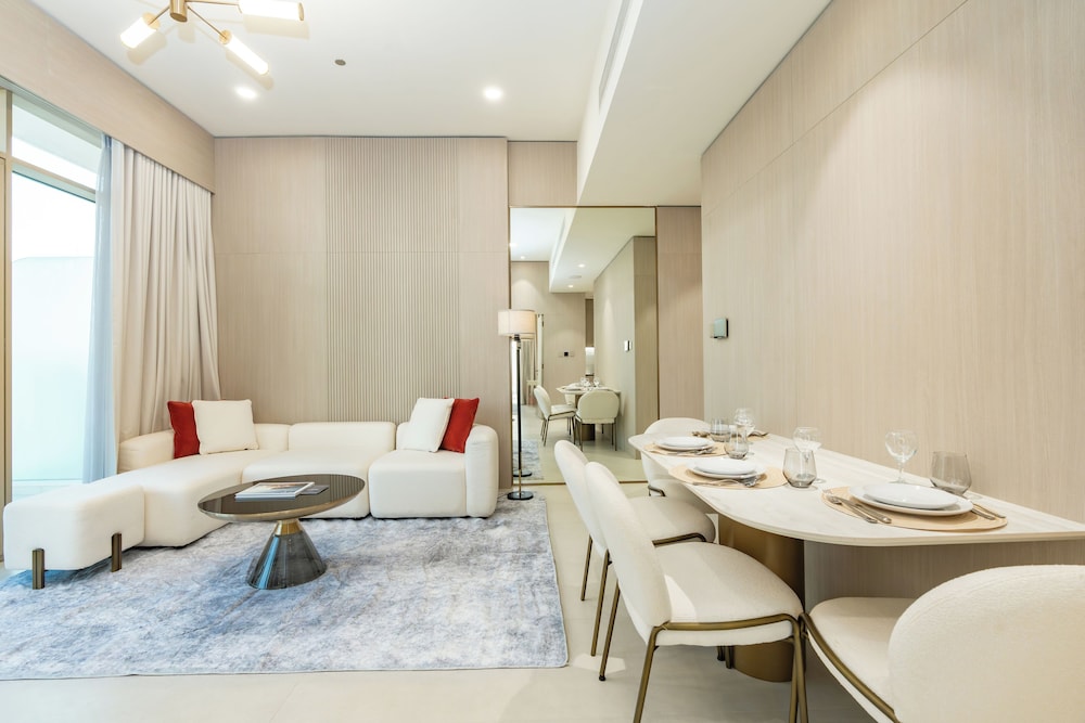PVH - Sleek 1BR - Pearl House 1