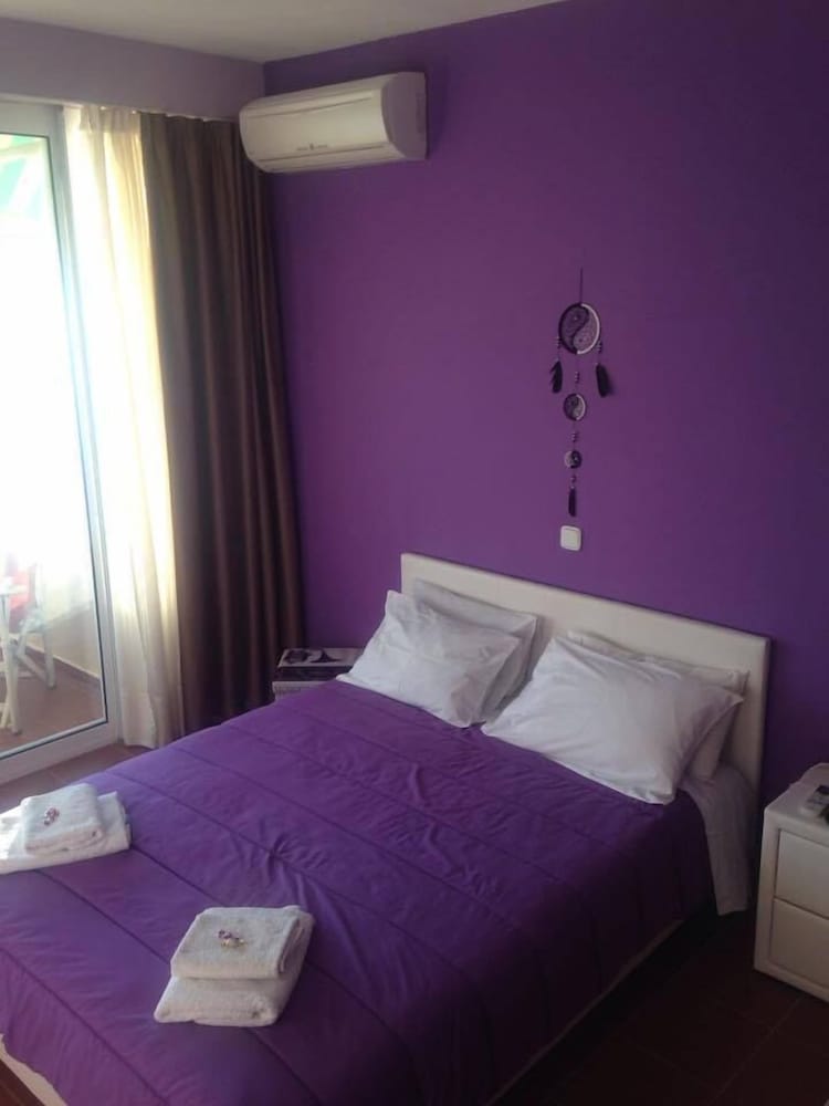 Maravellia Art Hotel - Property Image 38