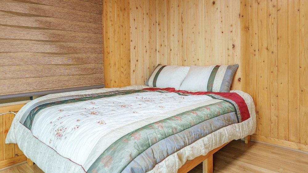 Gyeongju Happy Dream Ocean View Pension