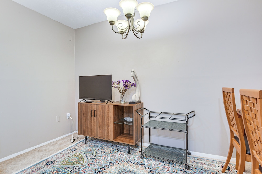 < 25 Mi to Downtown Baltimore & DC: Apt w/ Patio
