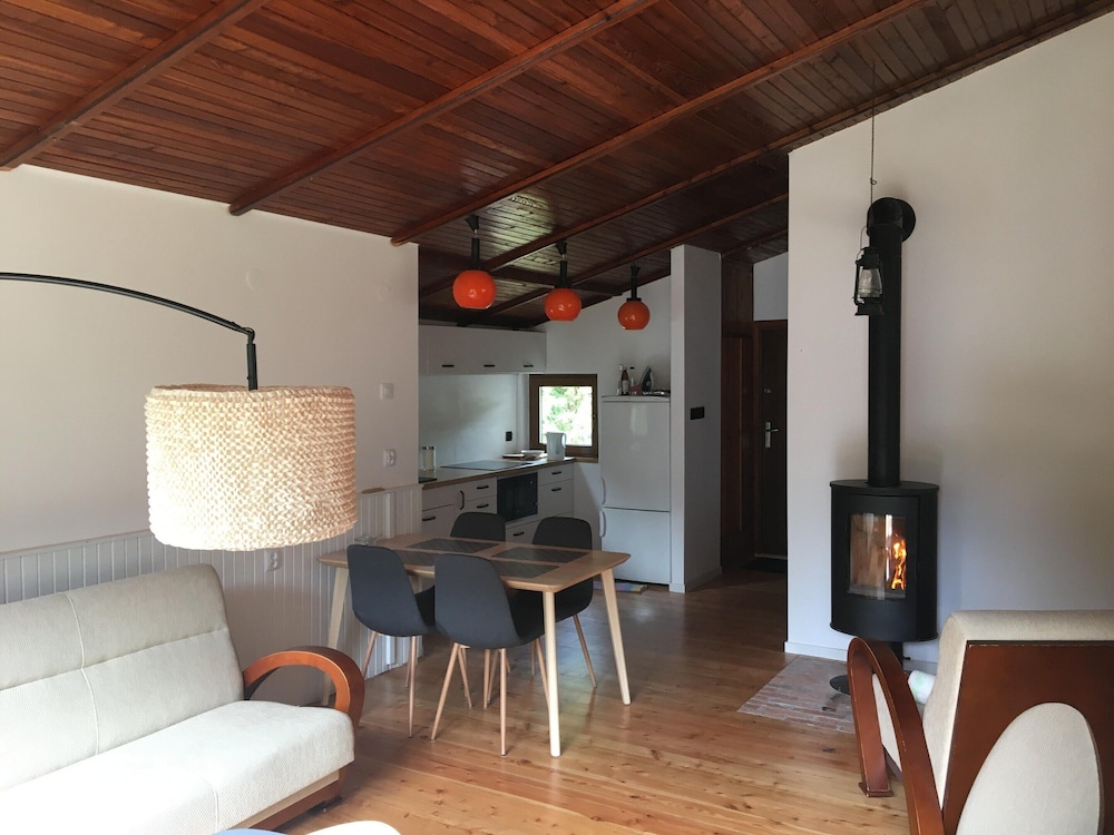 Friendly Holiday Home Near the Lake