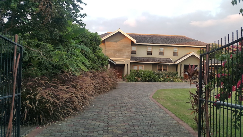 Hotel The Inn at 6 - Image 1