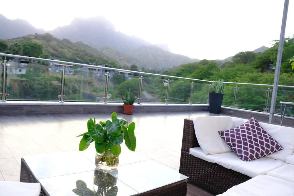 Villa Nayeli Luxury and Simplicity