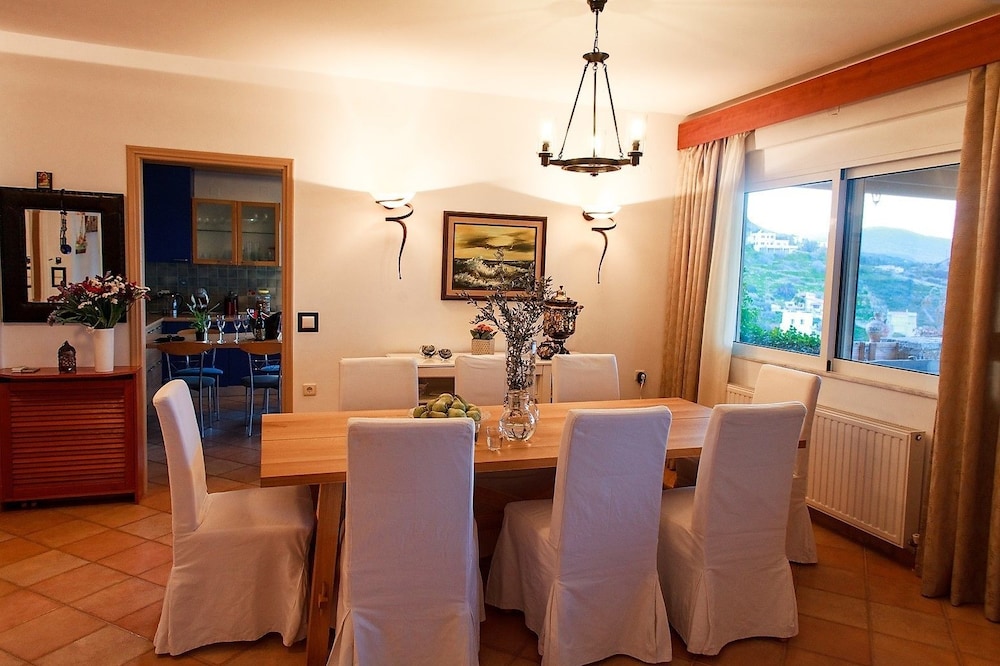 Wild Pear Villa