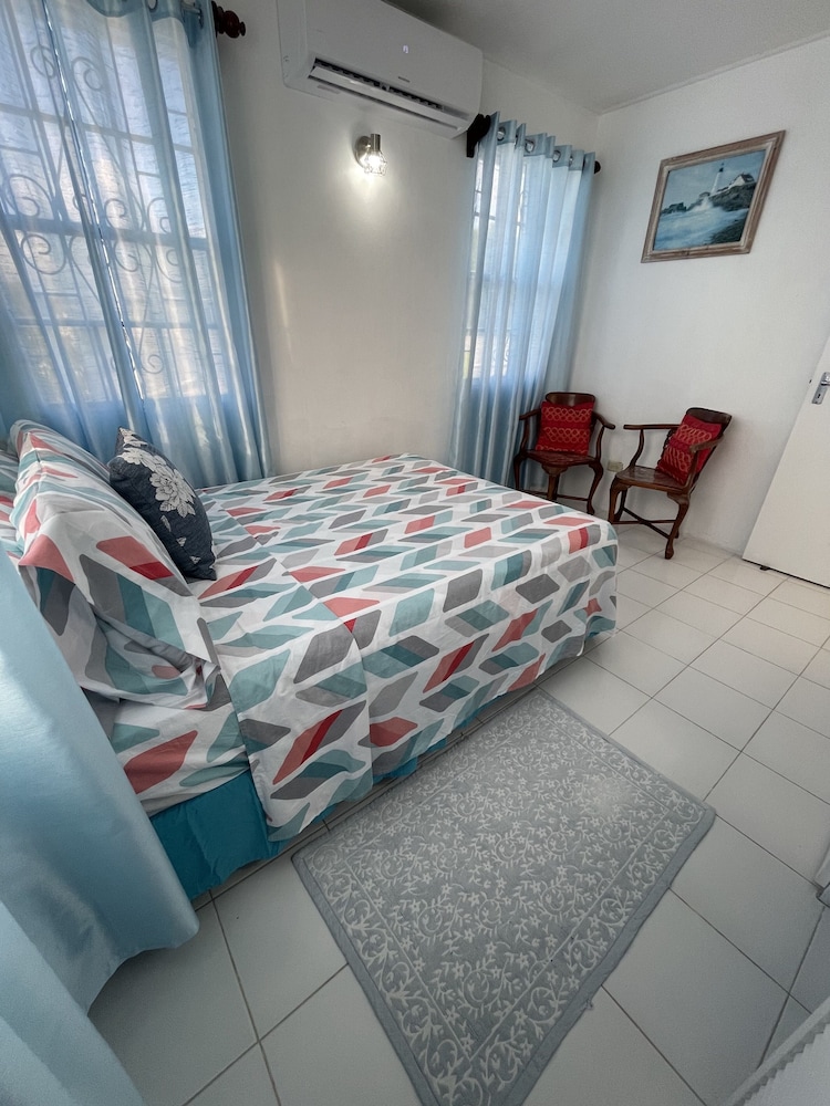 Searocks Beach Apartment view 2