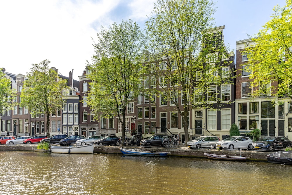 B&B Singel Suites photo 2