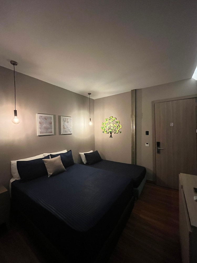ROYAL SUITES AMOLADOS