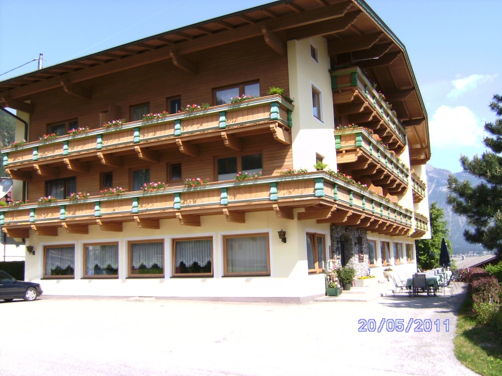 Hotel - Gasthof Jäger Heim GmbH