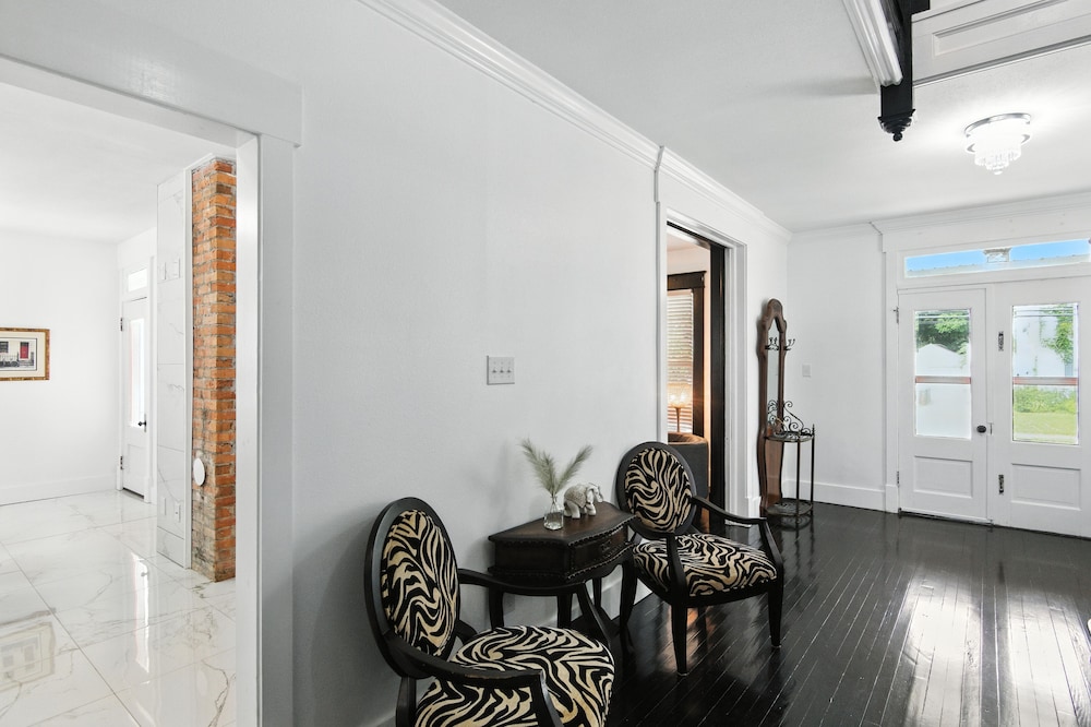Historic Elegance In The Heart Of Elizabeth City 4 Bedroom Home