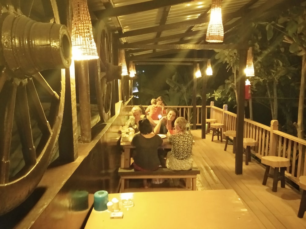 Dream House Guest House & Restaurant