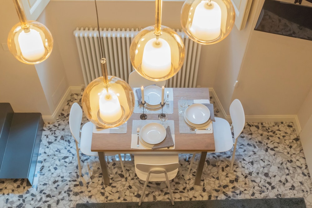 Cinque Giornate 70 Suites by Rent all Como