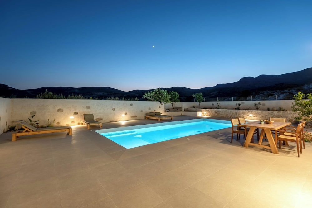 Villa Froudi