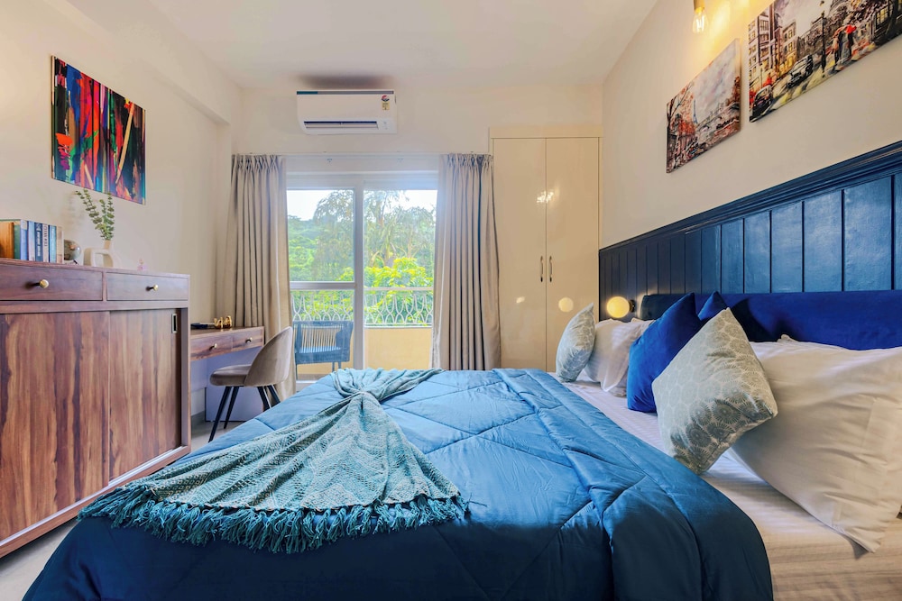 Alaya Stays Veera Marina 1BHK with Pool