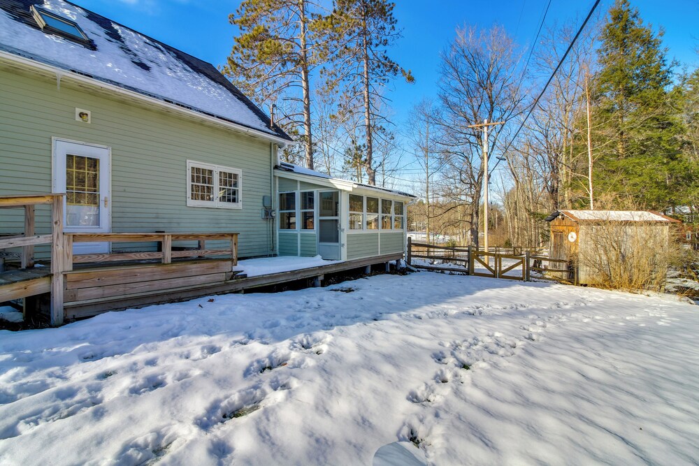 Hiking & Skiing Galore! Home in East Wallingford