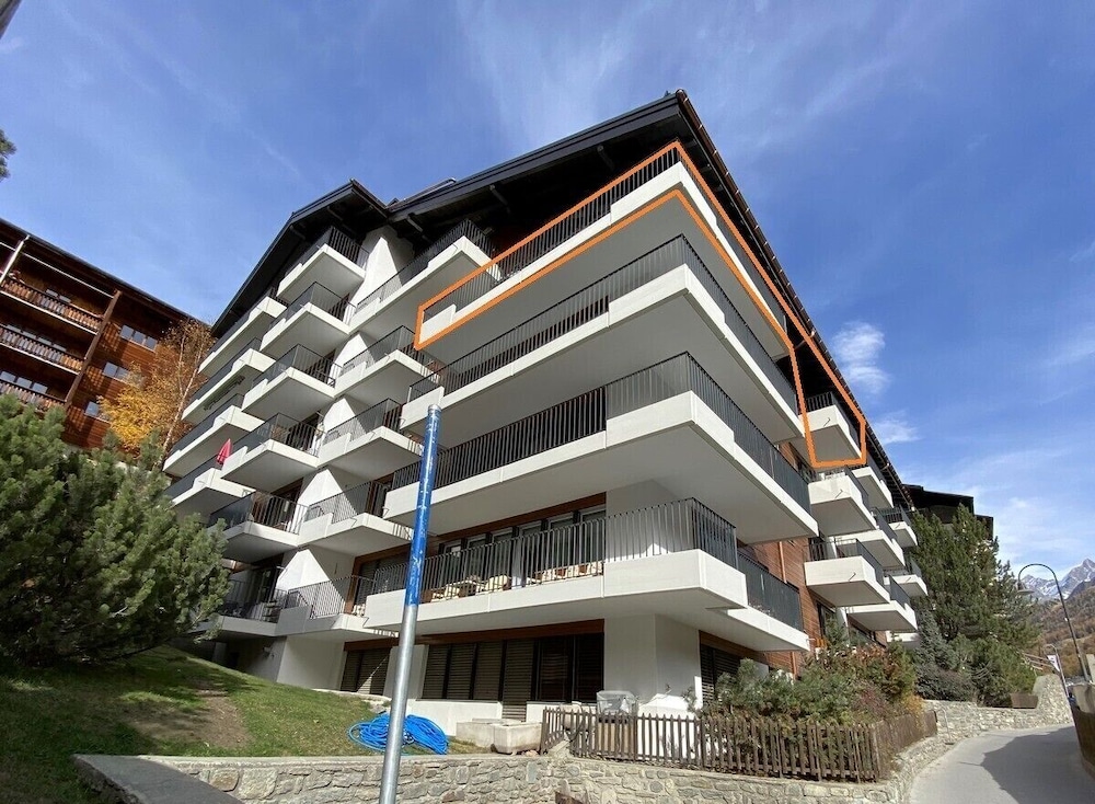 Elfi- luxury mountain bijou