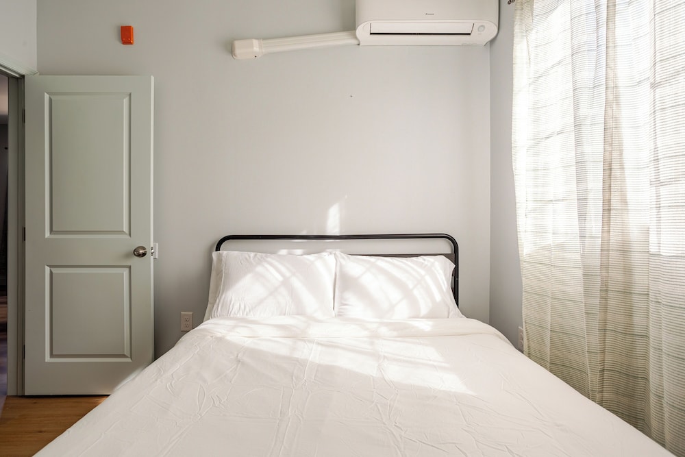 Cozy Stay near Fishtown & City Center