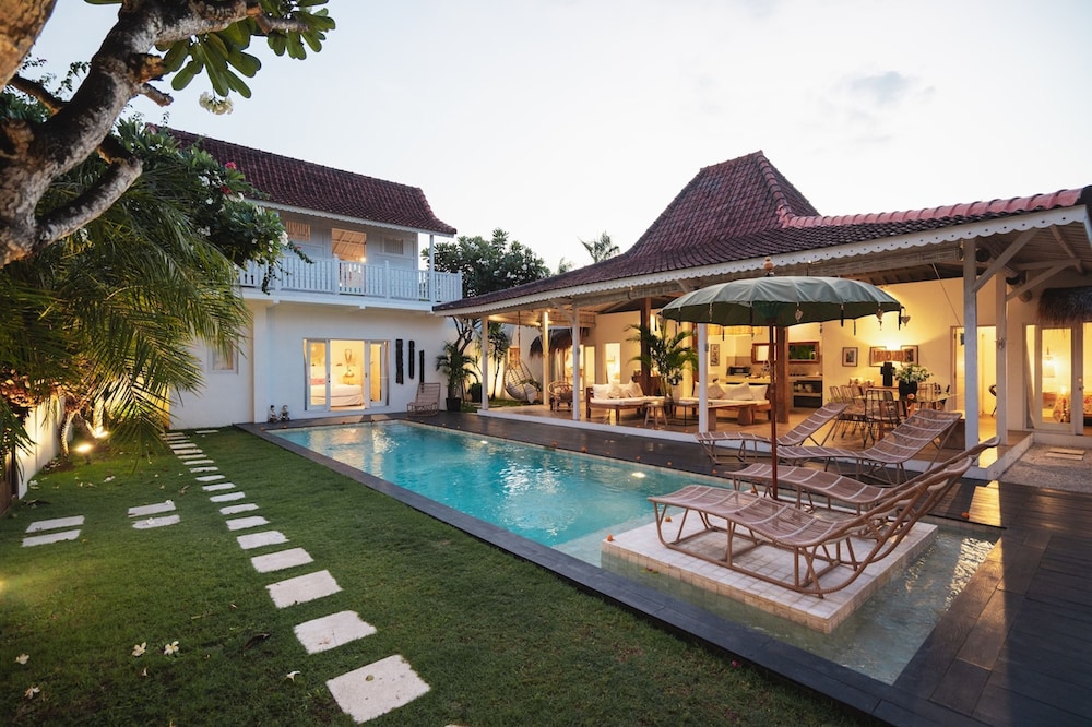 Villa M by Alfred in Bali - Stunning Family Villa With Pool at Seminyak Beach