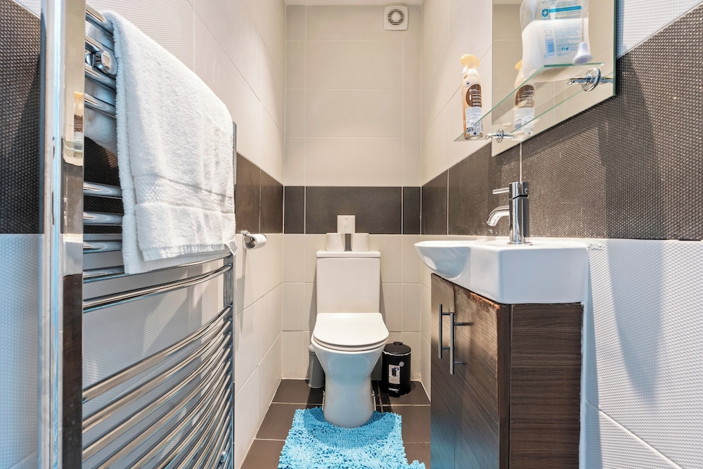 Luxury London Apartment With 3 Bedrooms
