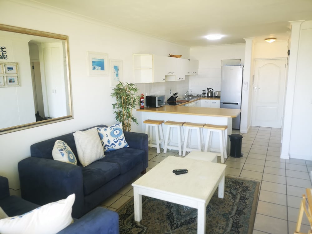 Family Cape Town Beachfront Apartment