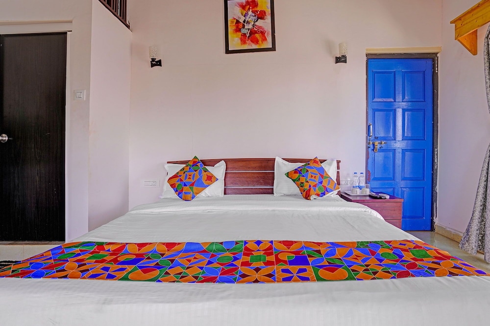 Fabhotel Padma