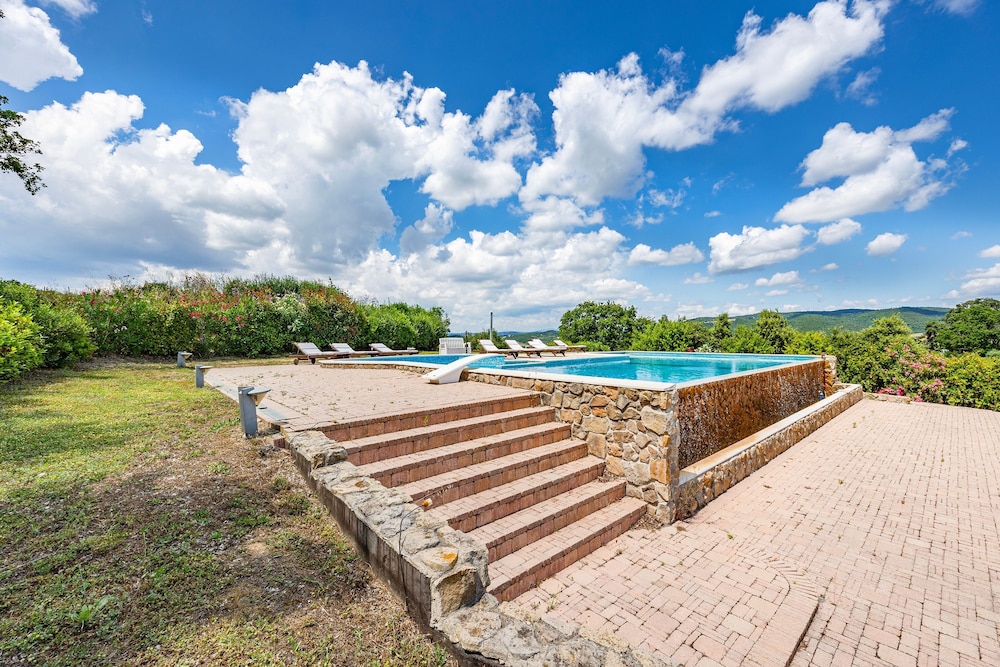 Pool Villa Angela Whirlpool photo 5