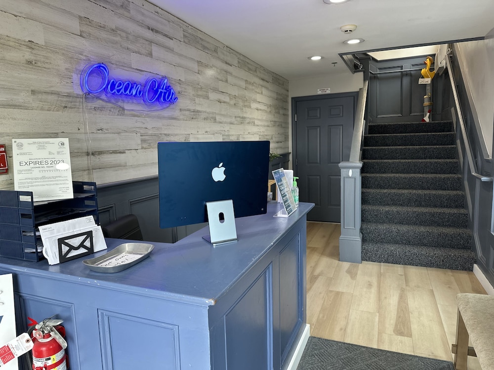 Ocean Air Suites - Property Image 16