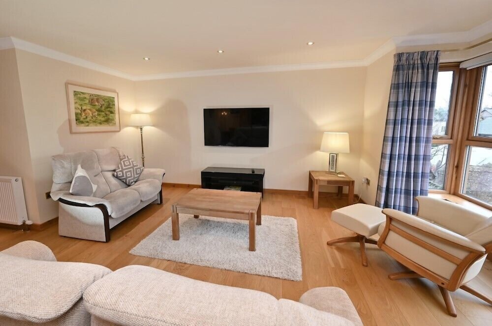 Inverness City Apartment