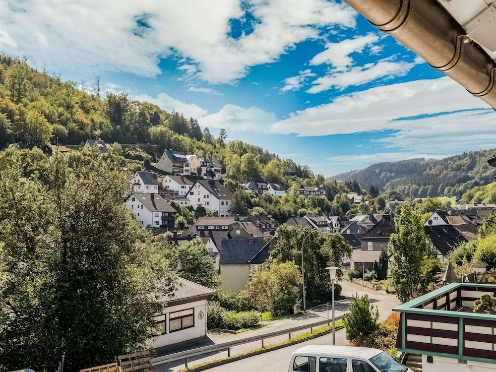 Ruhiges Apartment in Schwalefeld mit Garten