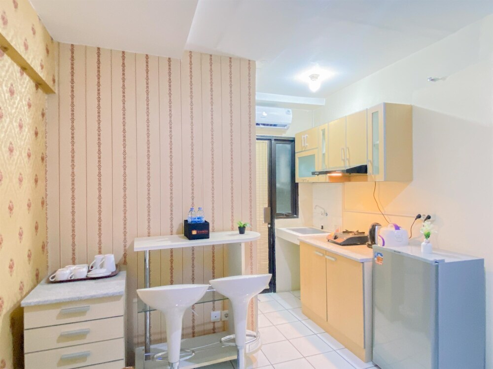 Comfortable And Good Choice 2Br At Kebagusan City Apartment