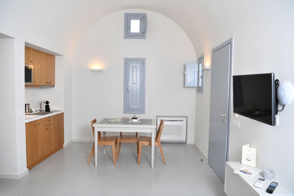 Nova Luxury Suites