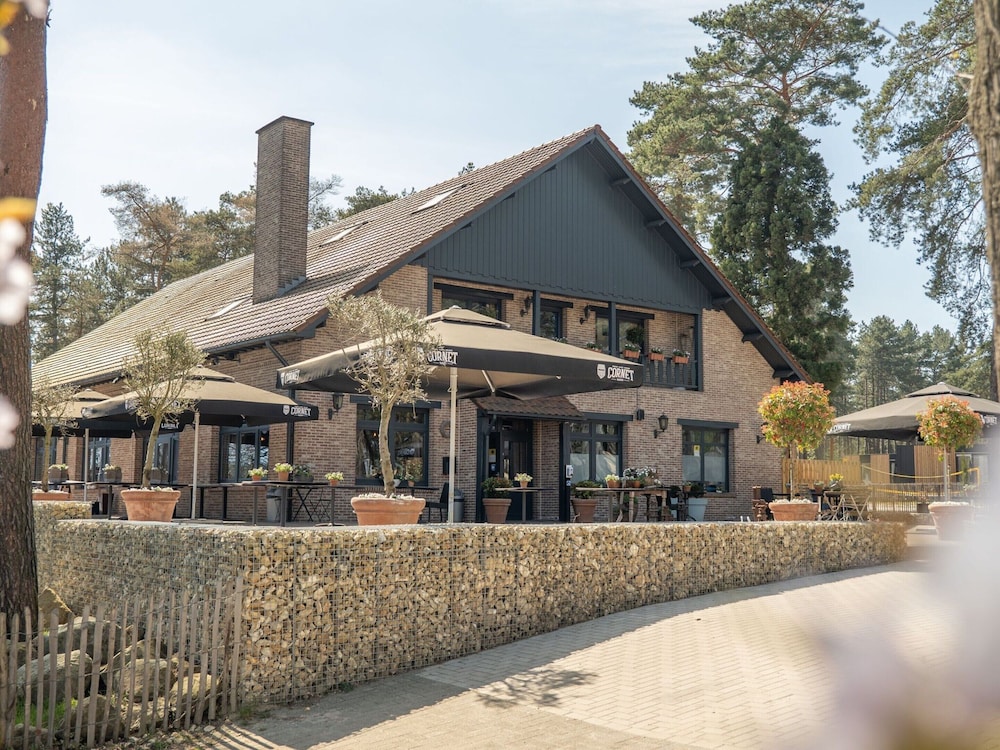 Nice Chalet With Dishwasher 16 km From Maastricht