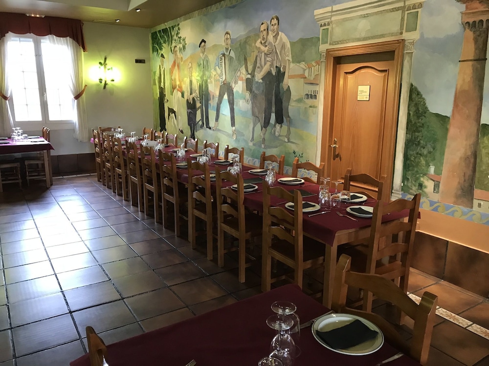 Hostal Zubi XXI photo 5