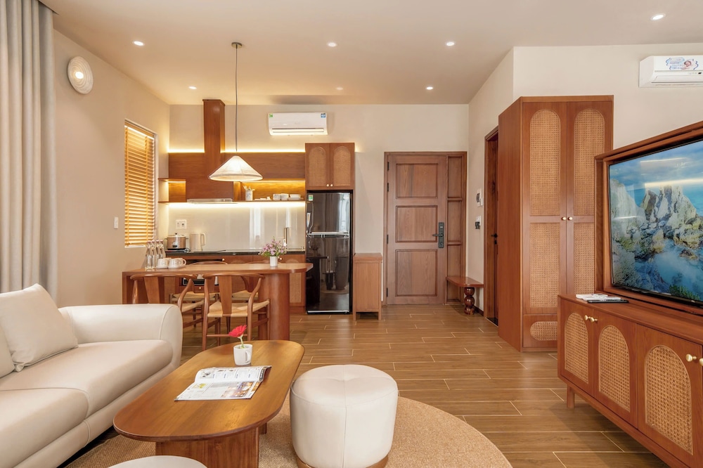 JULIE's HOUSE - LUXURY APARTMENT - HUE
