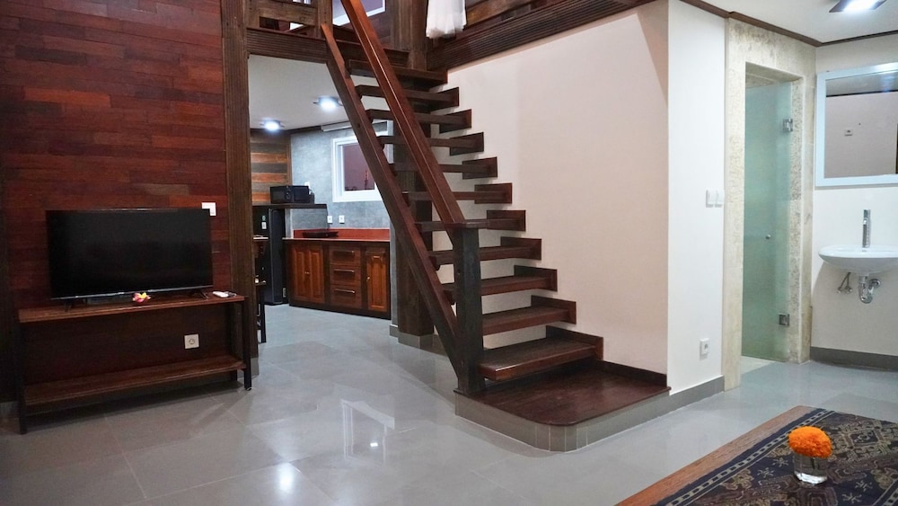 Alu Lofts