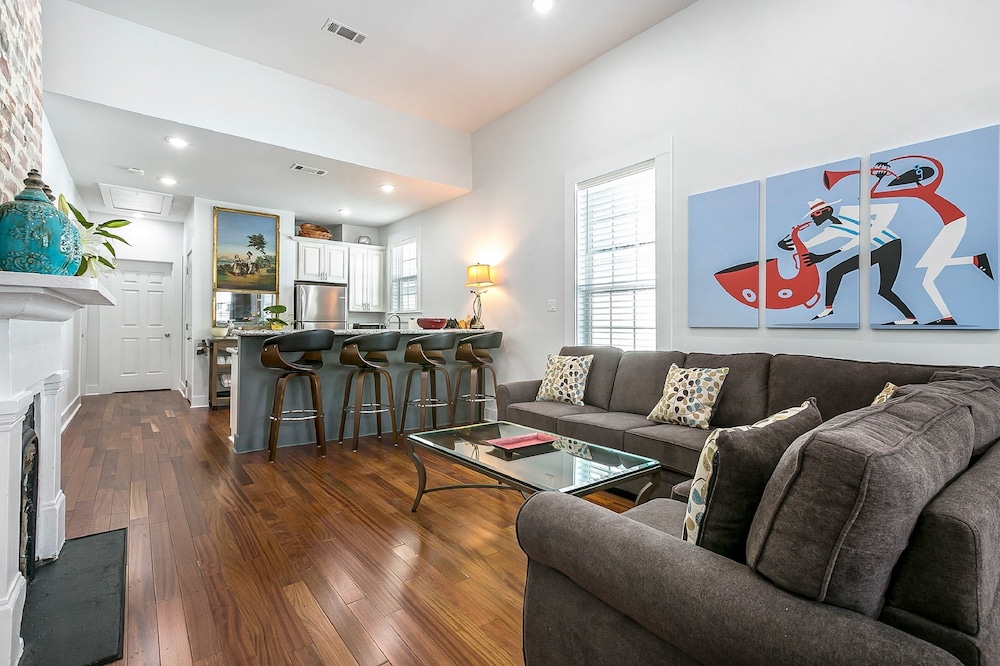 Spacious 5 Bedroom Near Magazine St & Uptown, photo 41